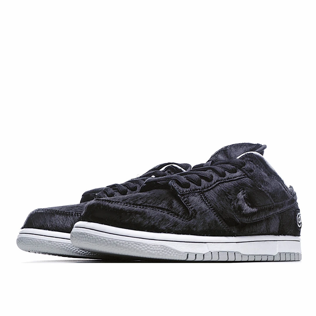 Nike SB Dunk Low Black Horsehair