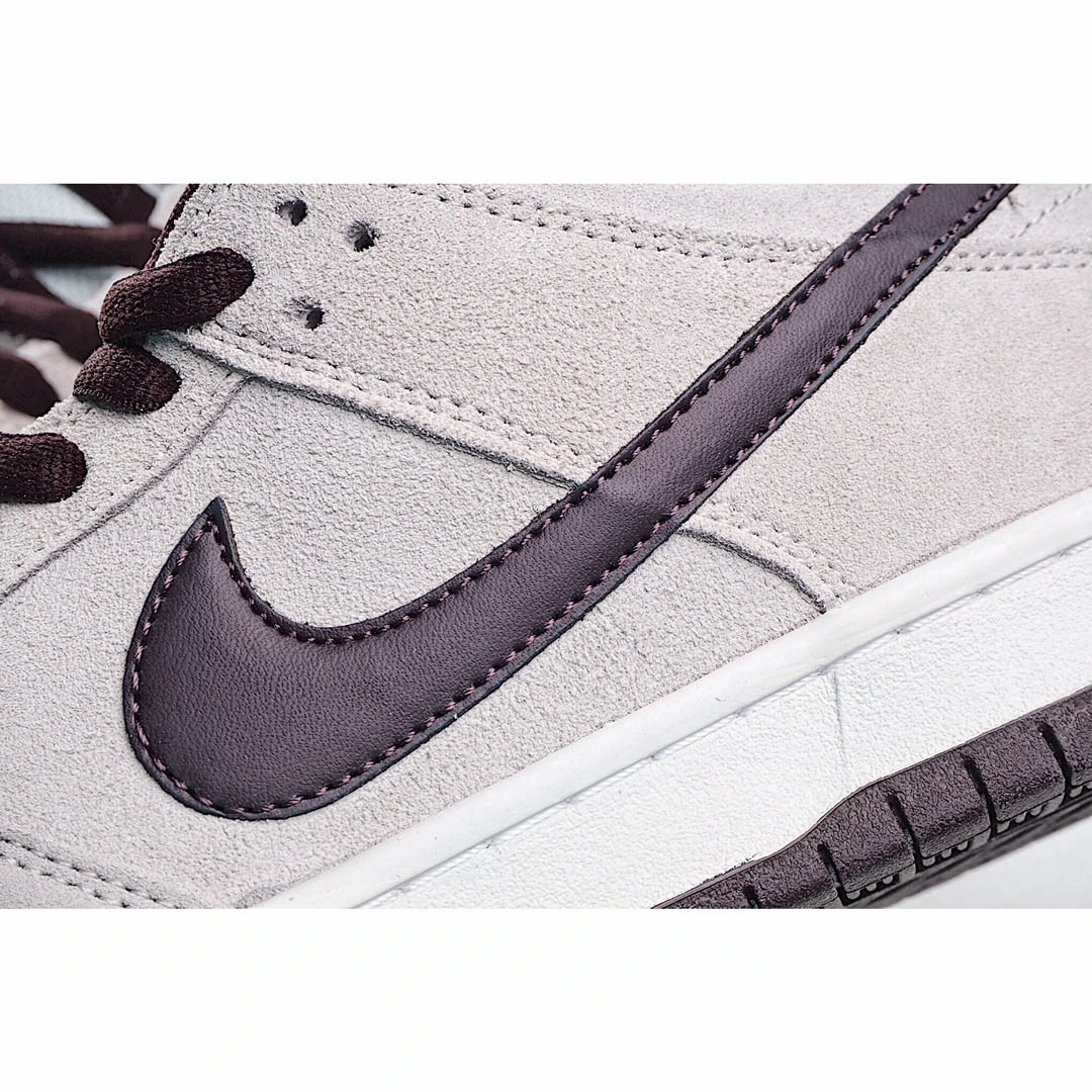 Nike SB Dunk Low Desert Sand