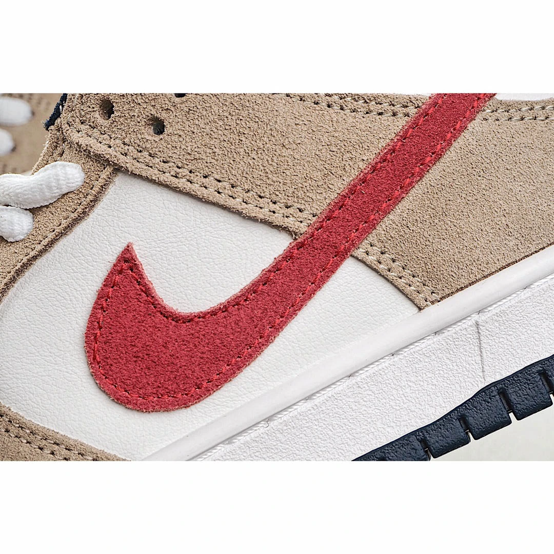 Nike SB Dunk Low Pro Low Top Sneakers