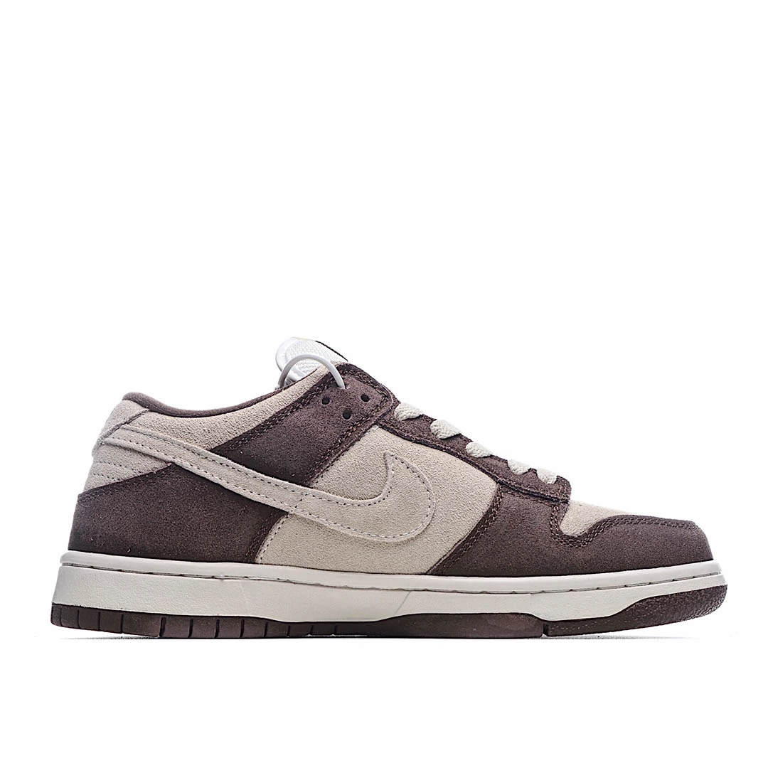 Nike SB Dunk Low Pro Sneakers