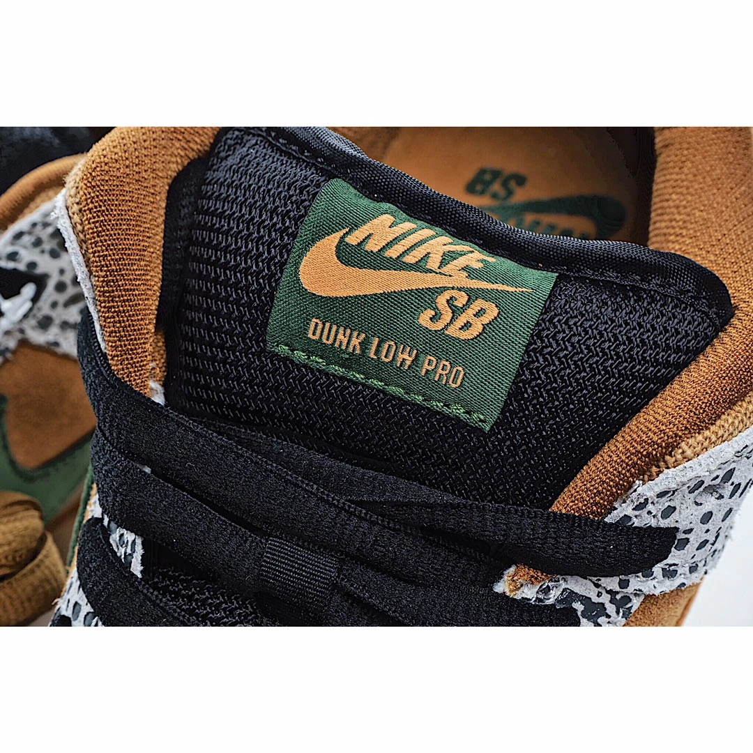 Nike SB Dunk Low “Safari”