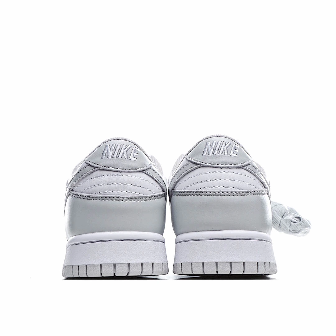 Nike SB Dunk Low Silver Grey