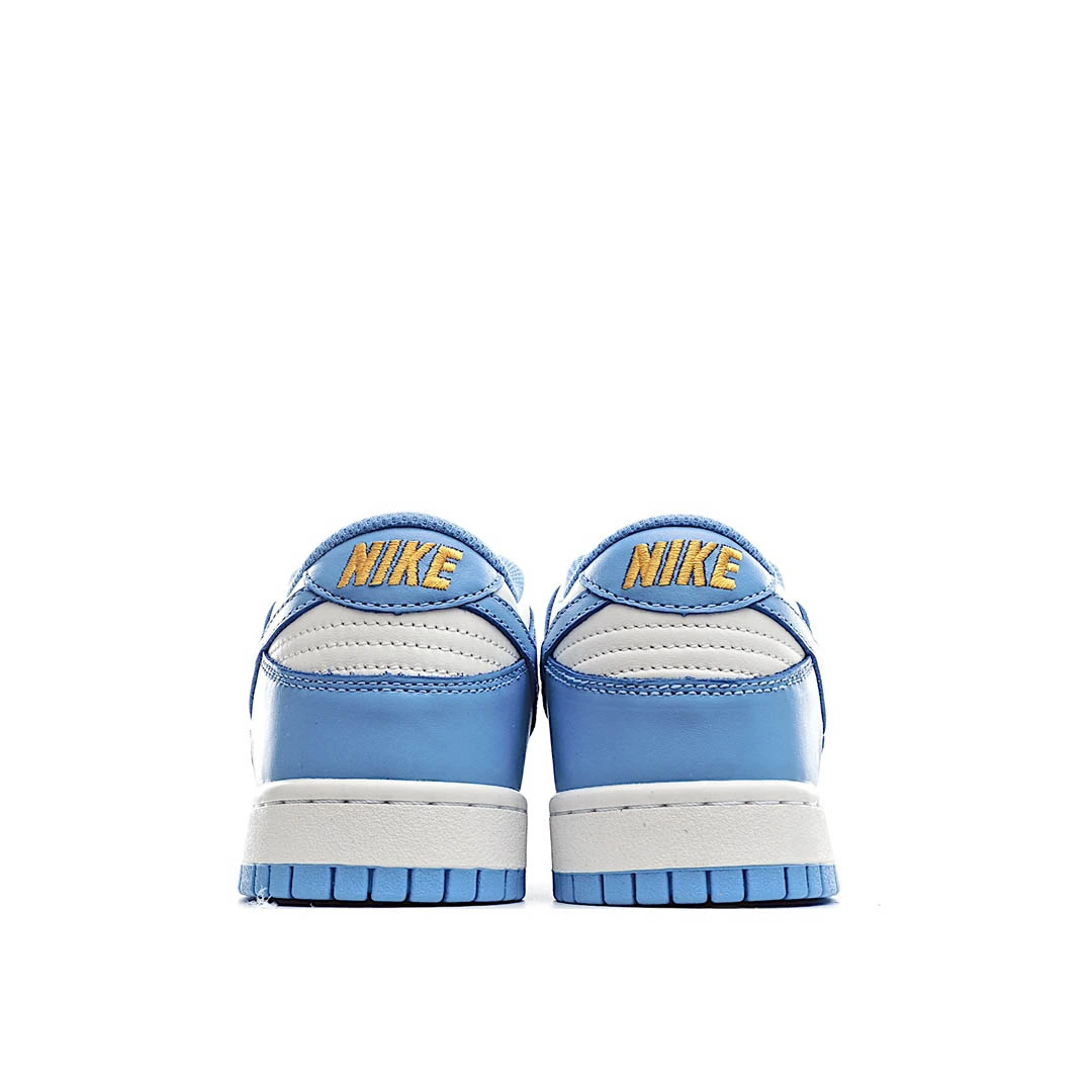 Nike SB Dunk LowCoast Low Top Sneakers