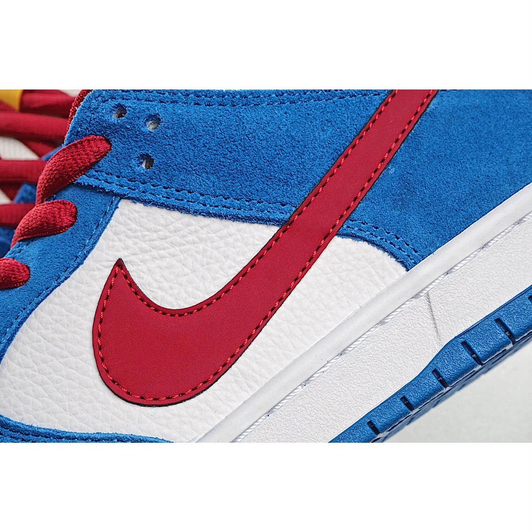 Nike SB Dunk Low“Doraemon”